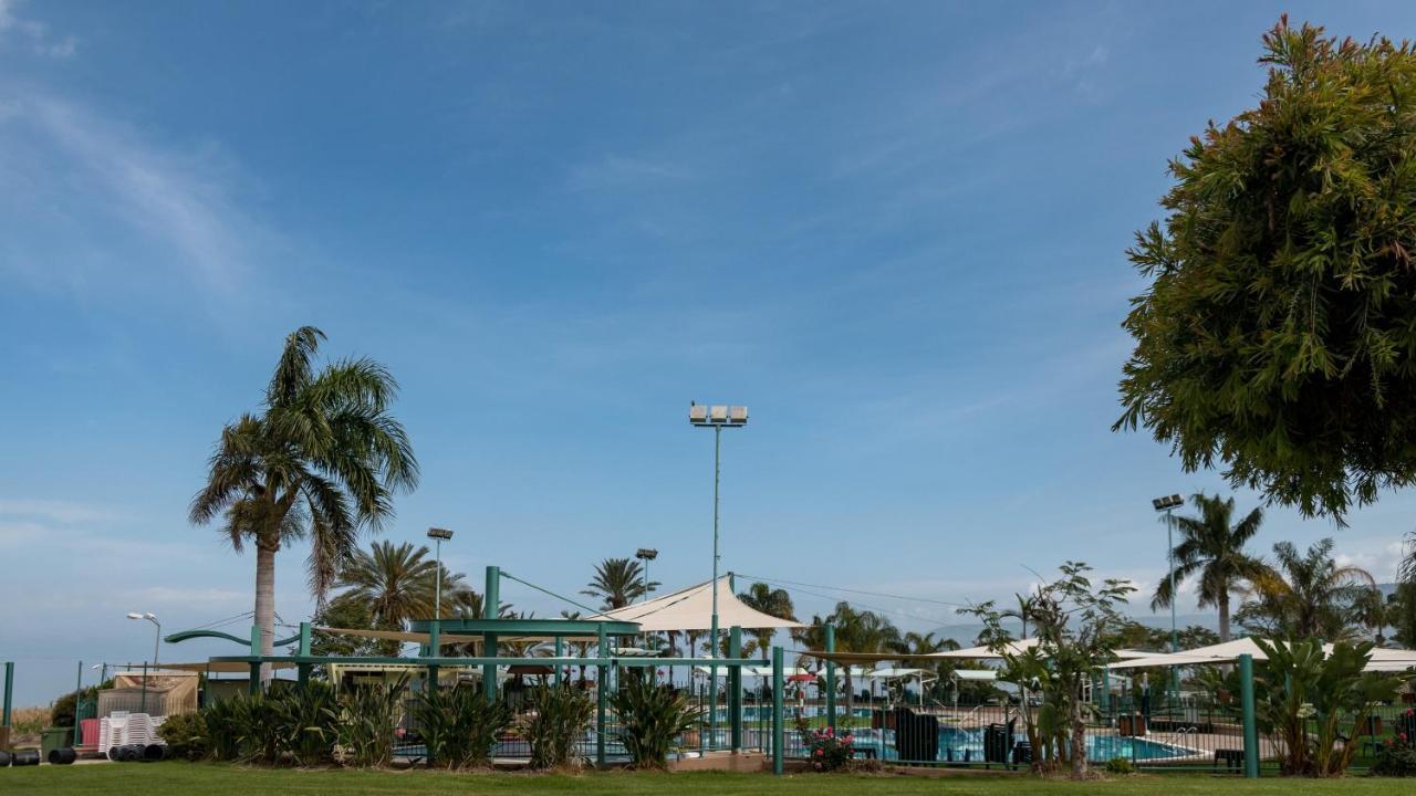 Maagan Eden Holiday Village Ma'agan Bagian luar foto